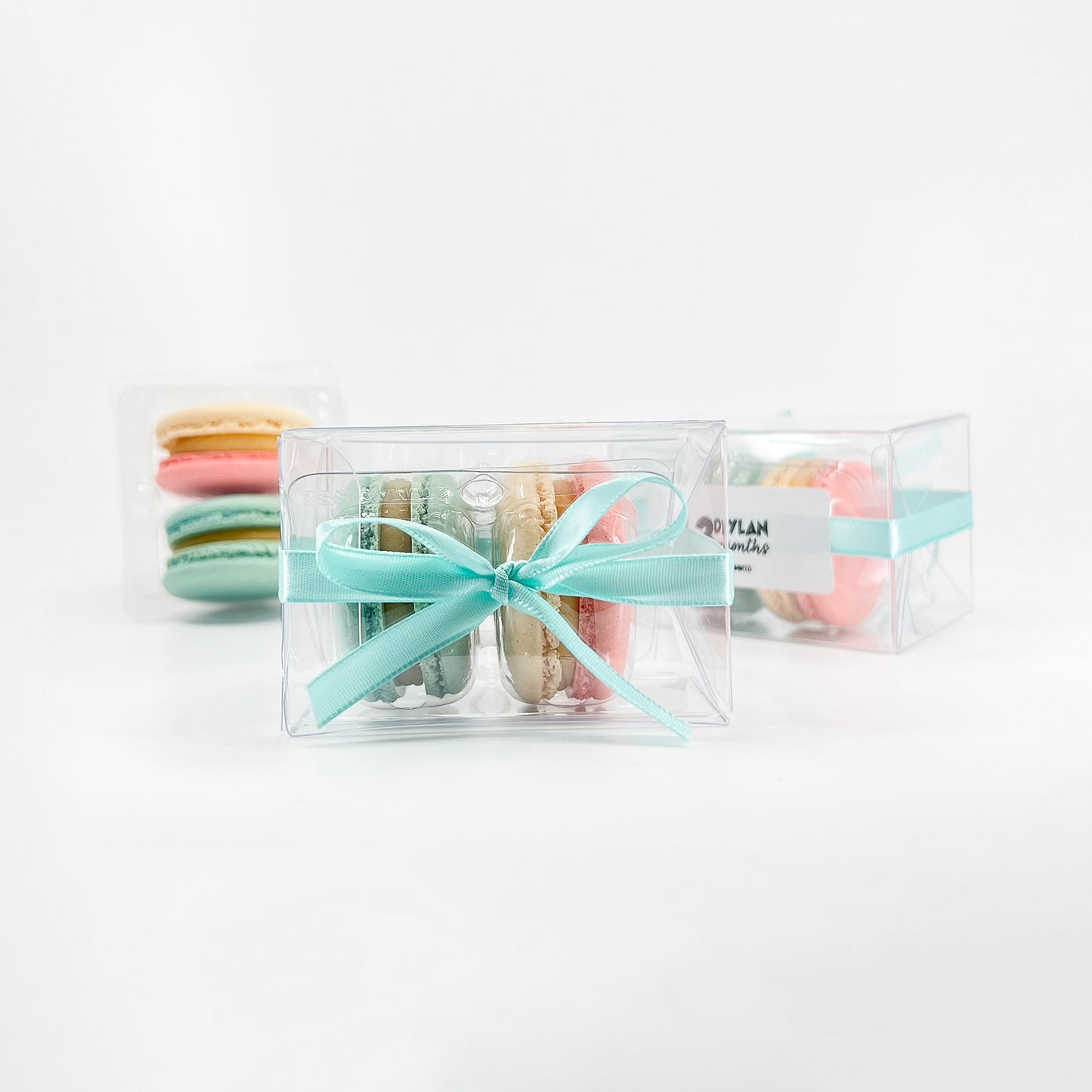 Handmade Macarons Favor Box with 2 French Macaron by WoooW