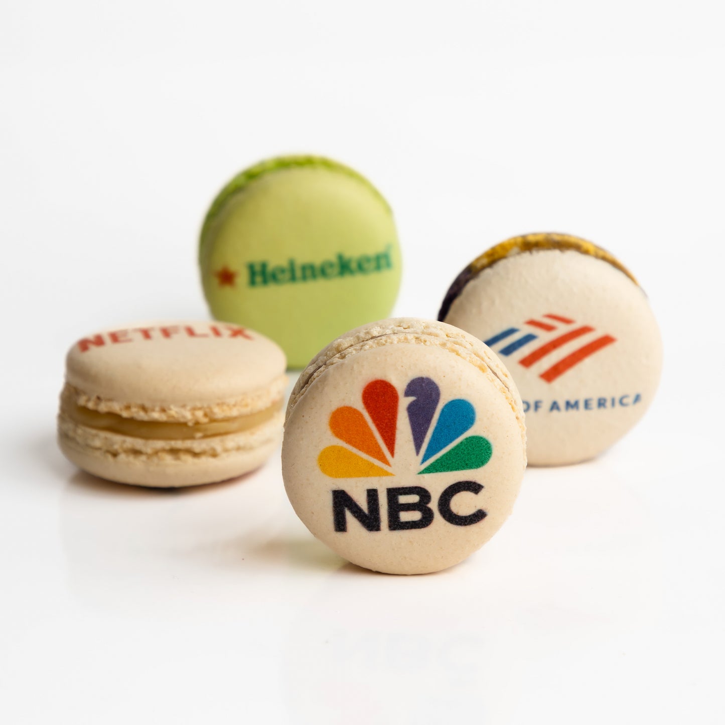 Handmade Personalized Printed Macarons – Custom Photo, Logo & QR Code Macarons French Macaron by WoooW
