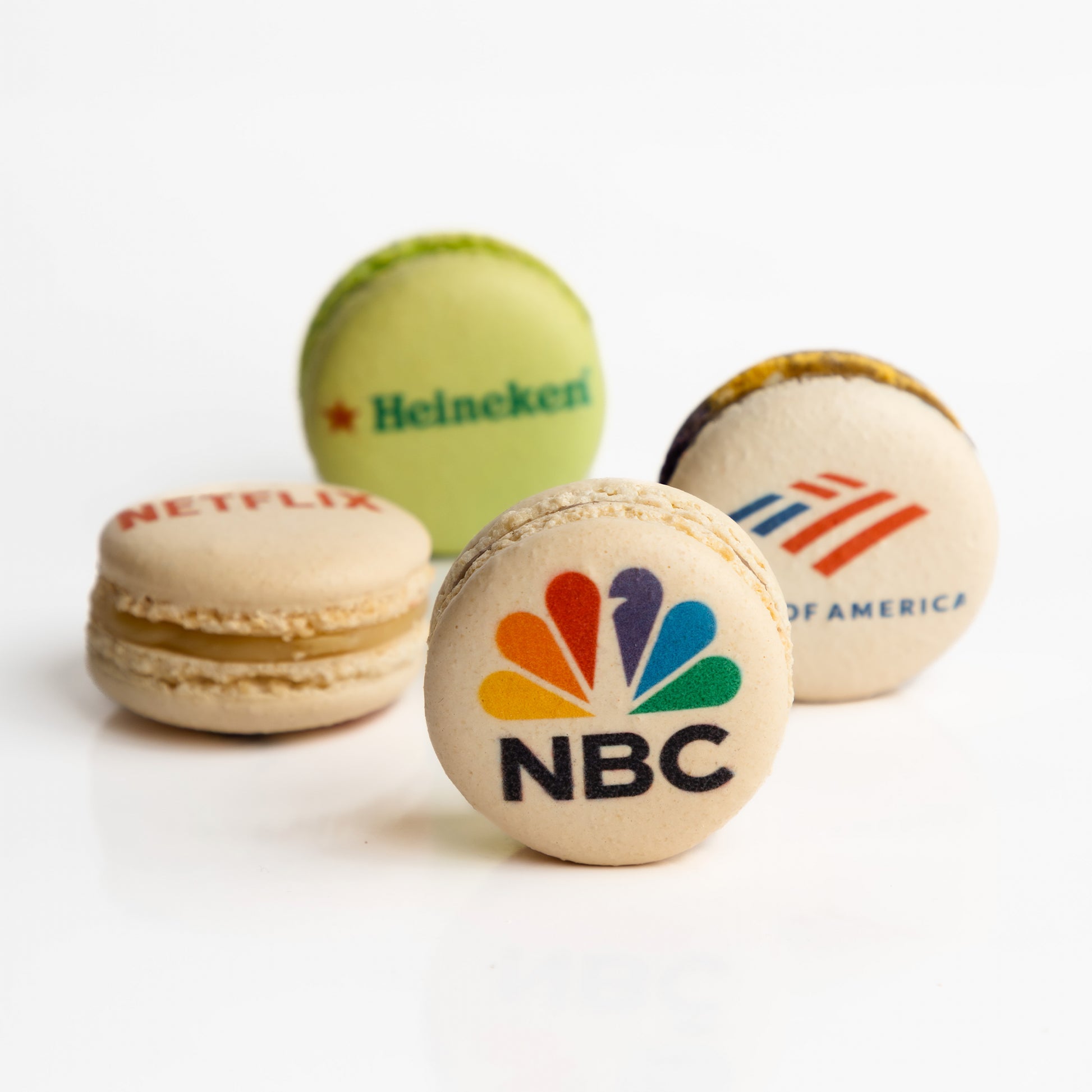 Handmade Personalized Printed Macarons – Custom Photo, Logo & QR Code Macarons French Macaron by WoooW